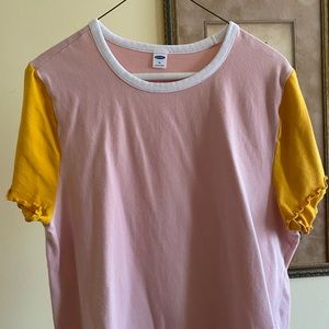 pink and yellow t-shirt